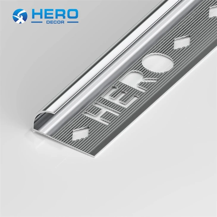 HM-R-112 Tile Corner Profile Anodized Silver